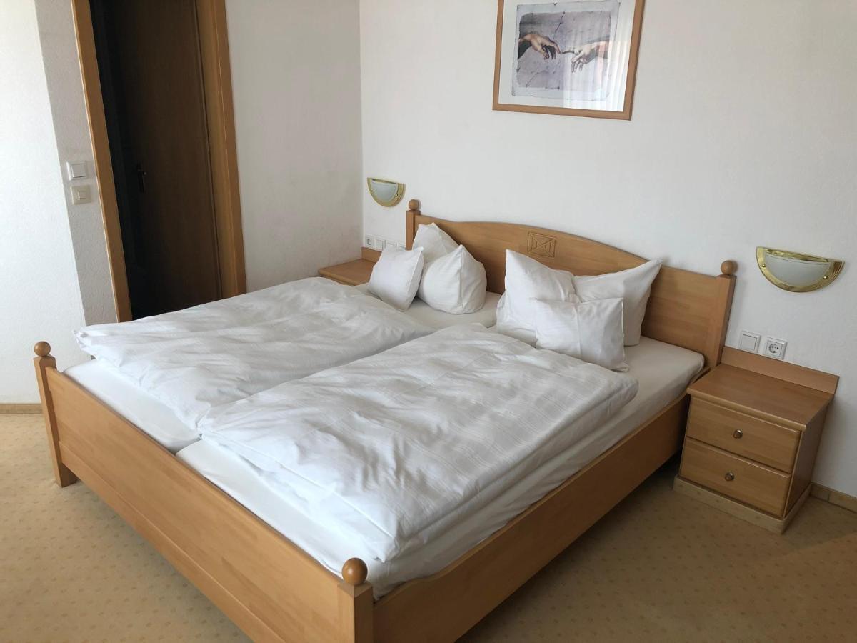 Zum Lindenwirt Hotel Spalt Luaran gambar