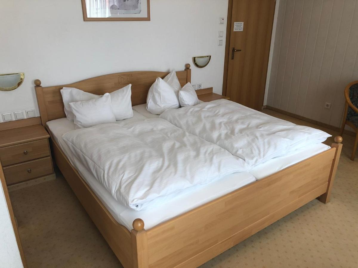 Zum Lindenwirt Hotel Spalt Luaran gambar